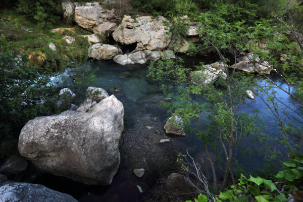 Camping on the banks of the River Aude Camping with your feet in the water  Aude (11)