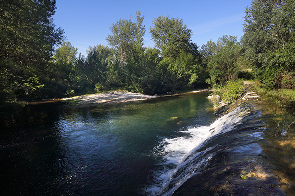 Camping on the banks of the River Aude Camping with your feet in the water  Aude (11)