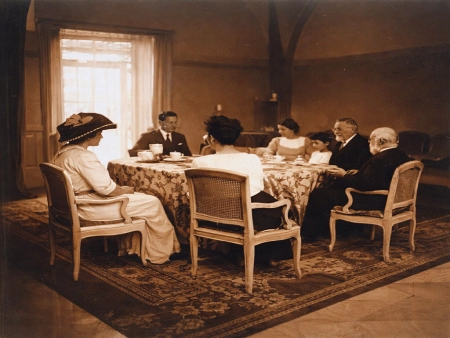 Des moines à Gustave Fayet